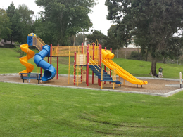 Valle Lindo Park Play Equipment